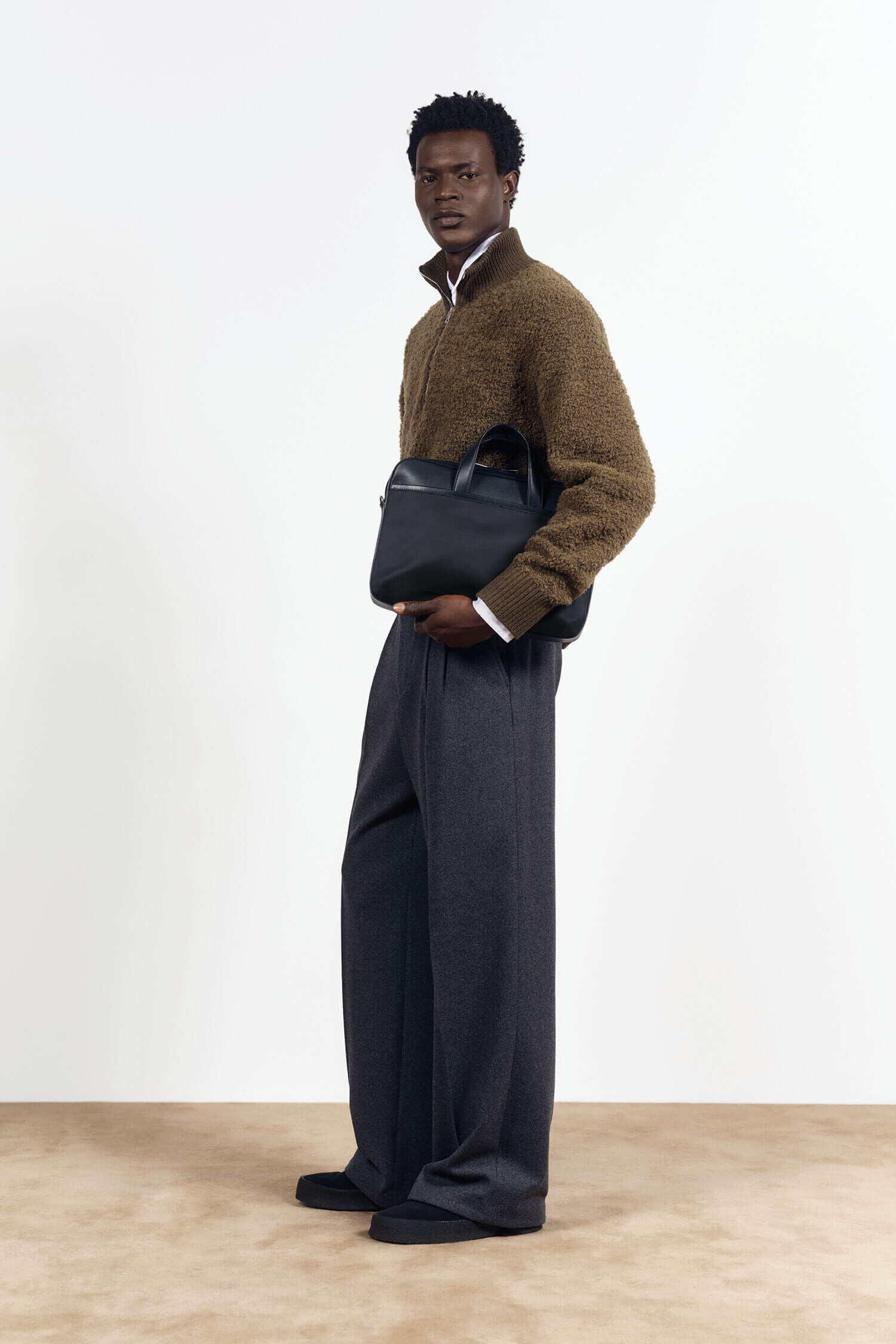 Look 16